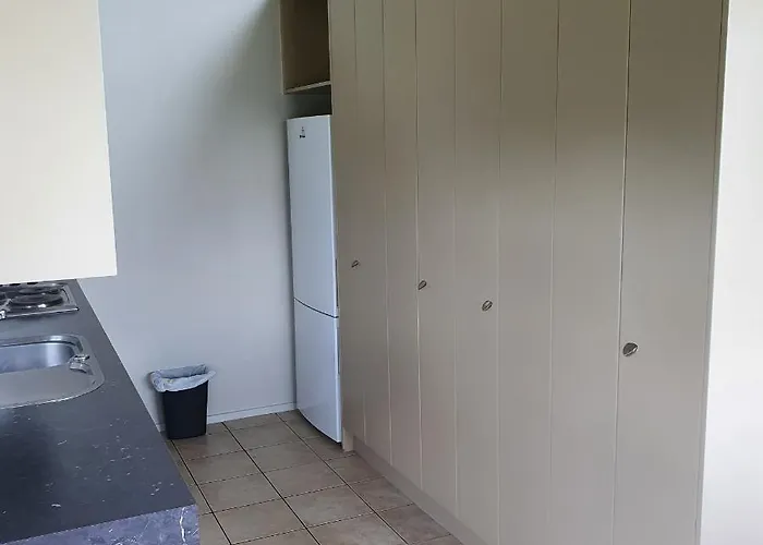 Kuituna On The Canal Villa, 3 Bedrooms Holiday home Rotorua