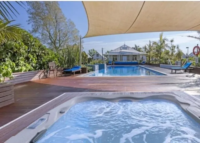 Kuituna On The Canal Villa, 3 Bedrooms Rotorua