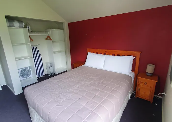 Holiday home Kuituna On The Canal Villa, 3 Bedrooms