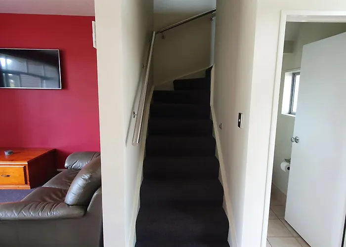 Kuituna On The Canal Villa, 3 Bedrooms Holiday home